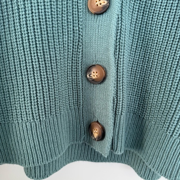 GEORGE | V-neck cable knit cardigan - Picture 4 of 8